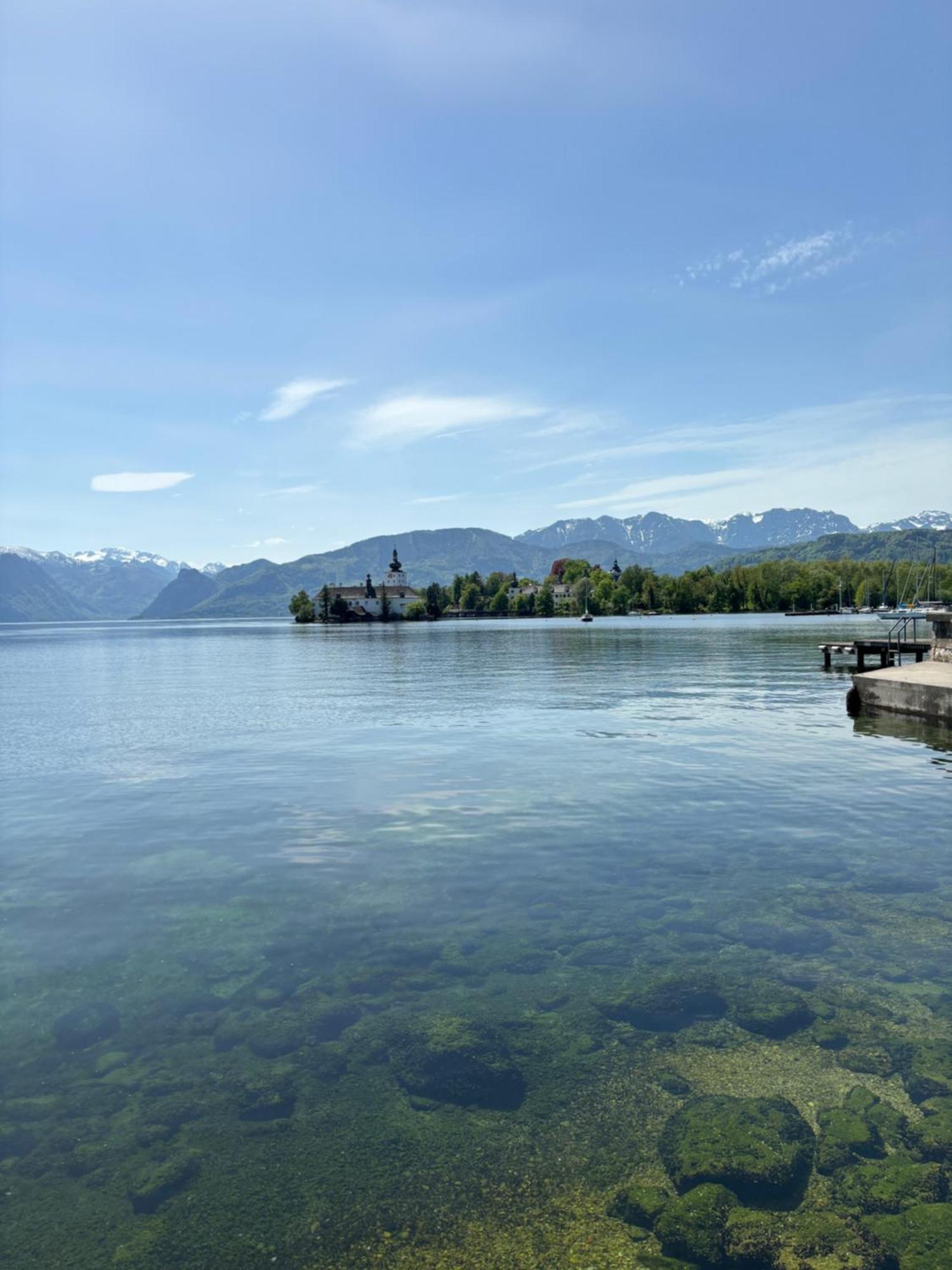Wohnung See- Und Bergnaehe Gmunden Exterior photo
